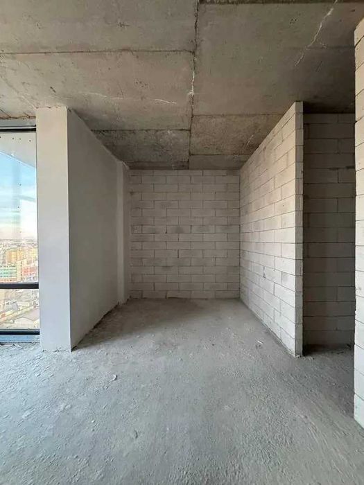Продам Елітний видовий Пентхаус в ЖК Бізнес клас на березі озера