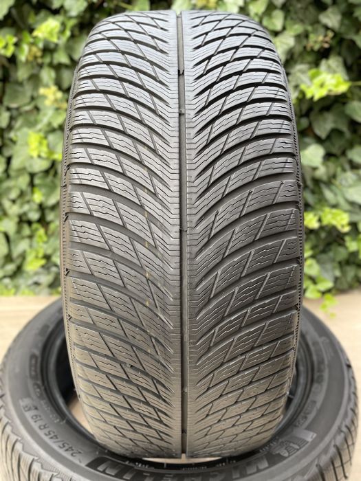 245/45 R19 Michelin Pilot Alpin PA5
