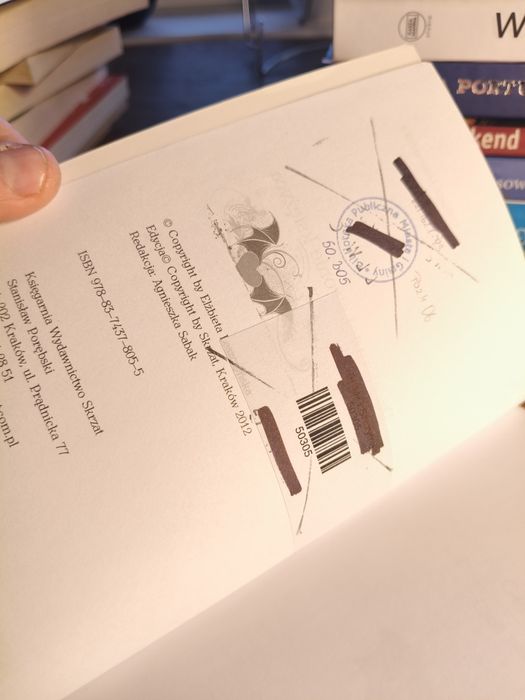 Książka po ciemnej stronie księżyca ⁷³