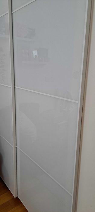 2 Paineis de roupeiro, vidro branco 75x236 cm