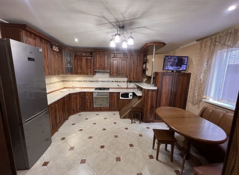 Оренда Будинку с. Гатне! від Власника!!! Комісії НЕ має! Терміново!