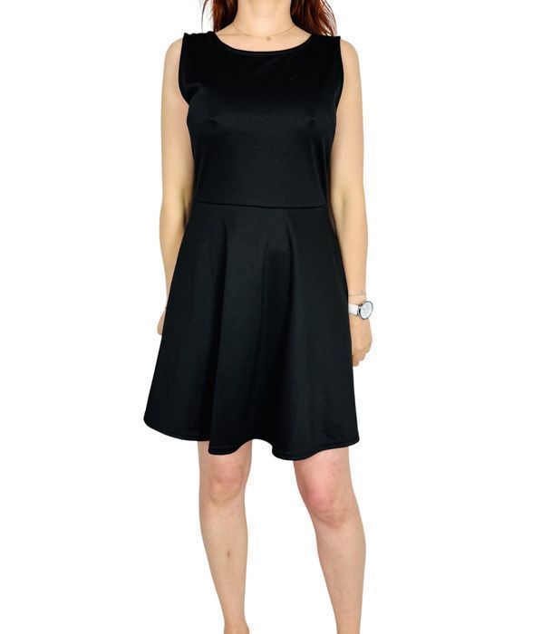 Czarna rozkloszowana sukienka mini M 38 FB Sisters