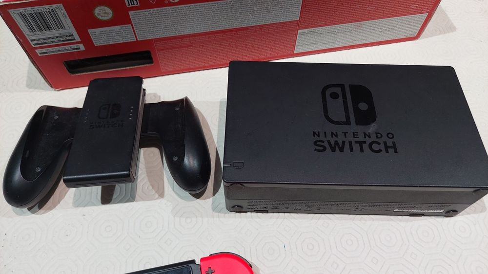 Nintendo Switch semi-nova com fifa24