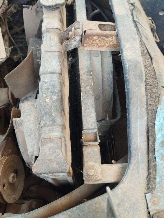 Продаю Hyundai H1 на запчастини