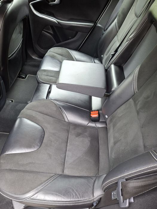 Volvo V40 T3 Drive-E Dynamic Edition