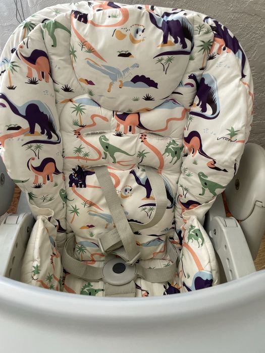 Стільчик для годування