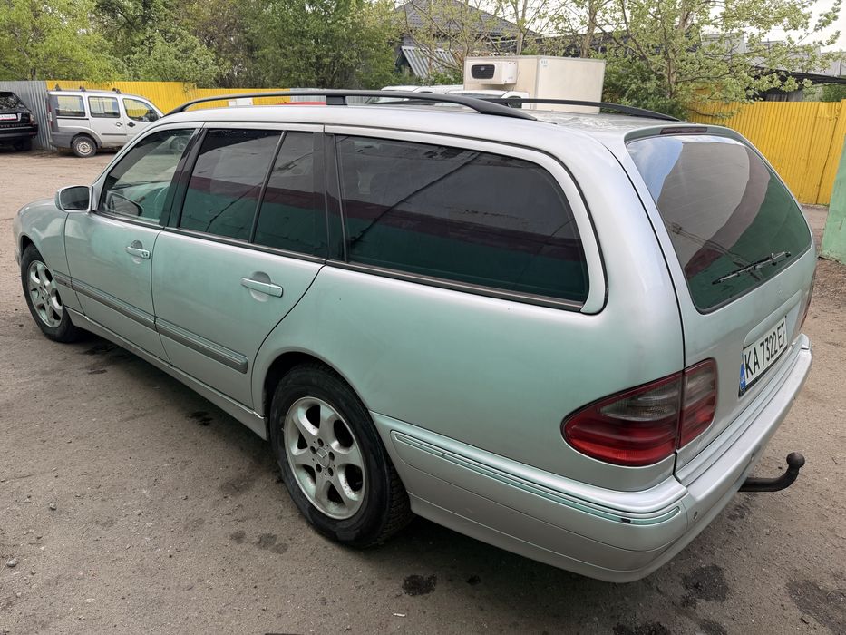 Mercedes-Benz W210 E320 3.2CDI