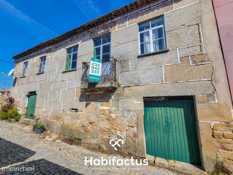 Moradia T3+2 para Remodelar  á venda– Uma Oportunidade Única em Póvoa