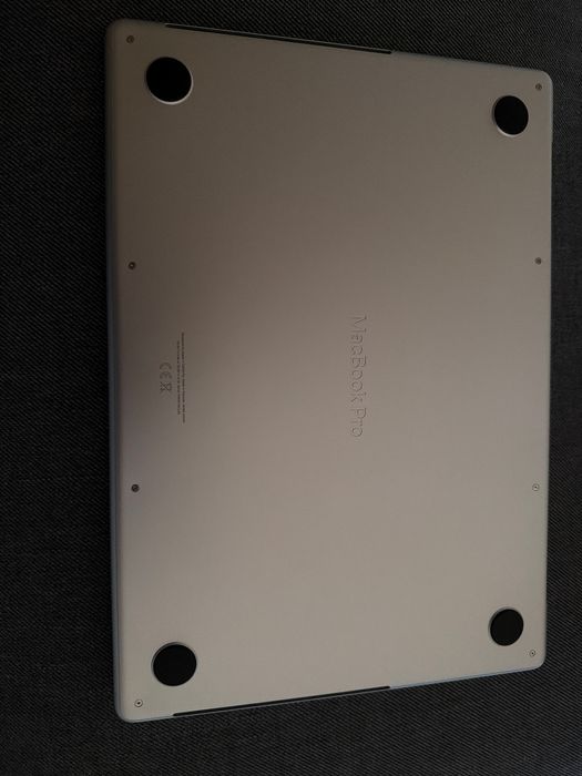 Macbook Pro M5 Prateado  16/512G