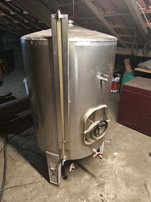 Cuba de inox, 500l em óptimo estado