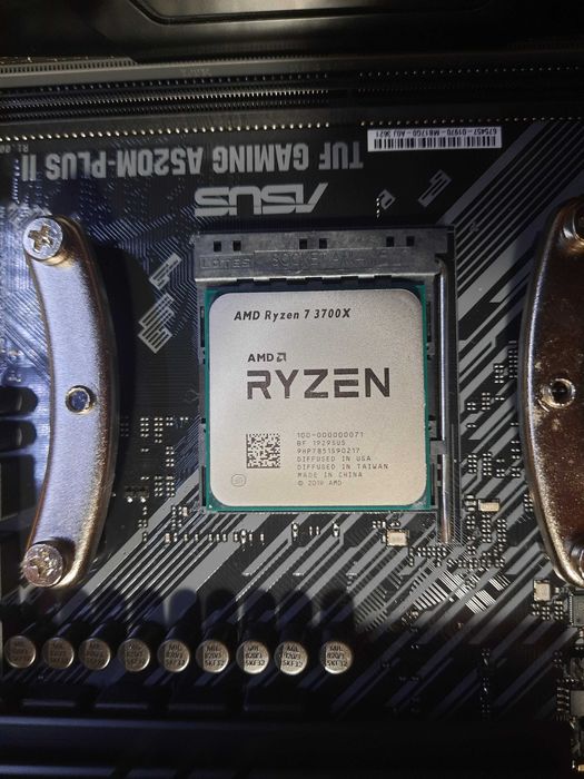 ryzen 7 3700x - купити комплектуючі для ПК - Ціна на OLX.ua