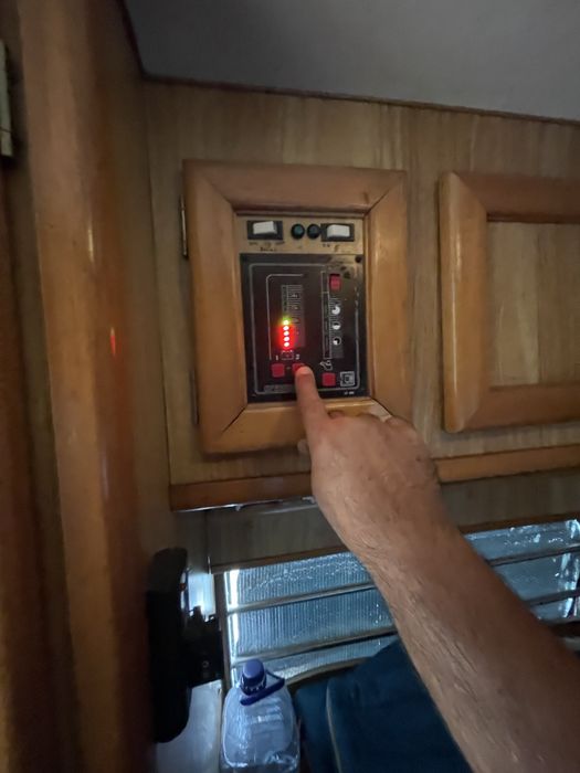 Vende-se Autocaravana Iveco Daily 1990/91 – Pronta para Aventura!