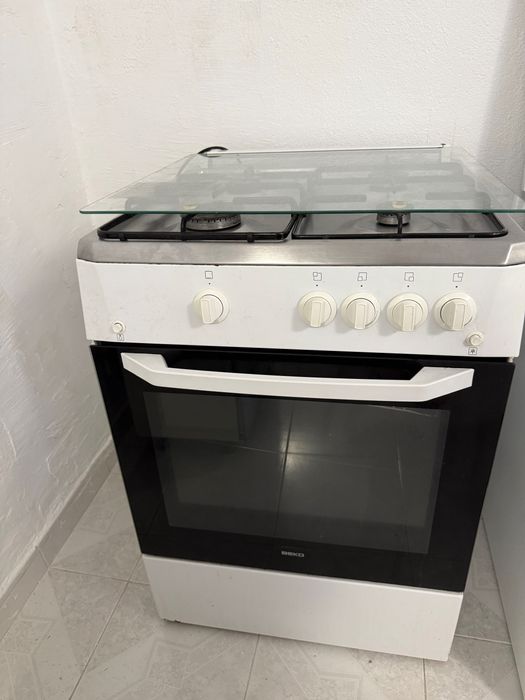 Frigorífico Combinado 265L + Fogão