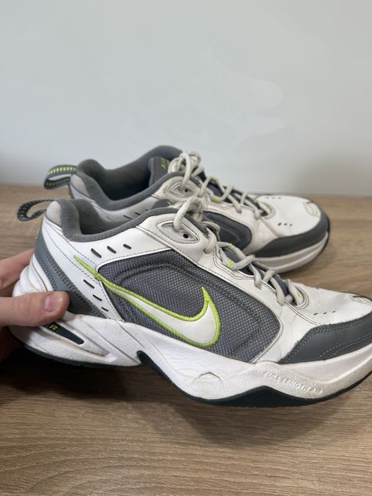 Nike Air Monarch