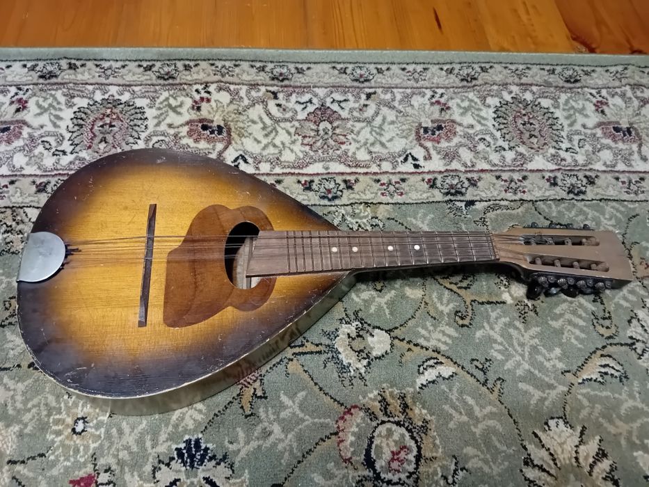 Stara Mandolina, PRL 1960, Fabryka InstrumentówLutniczychLubinLegnicki