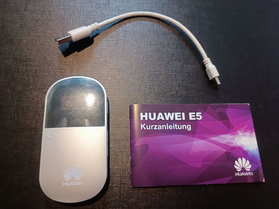Мобильный роутер huawei e5