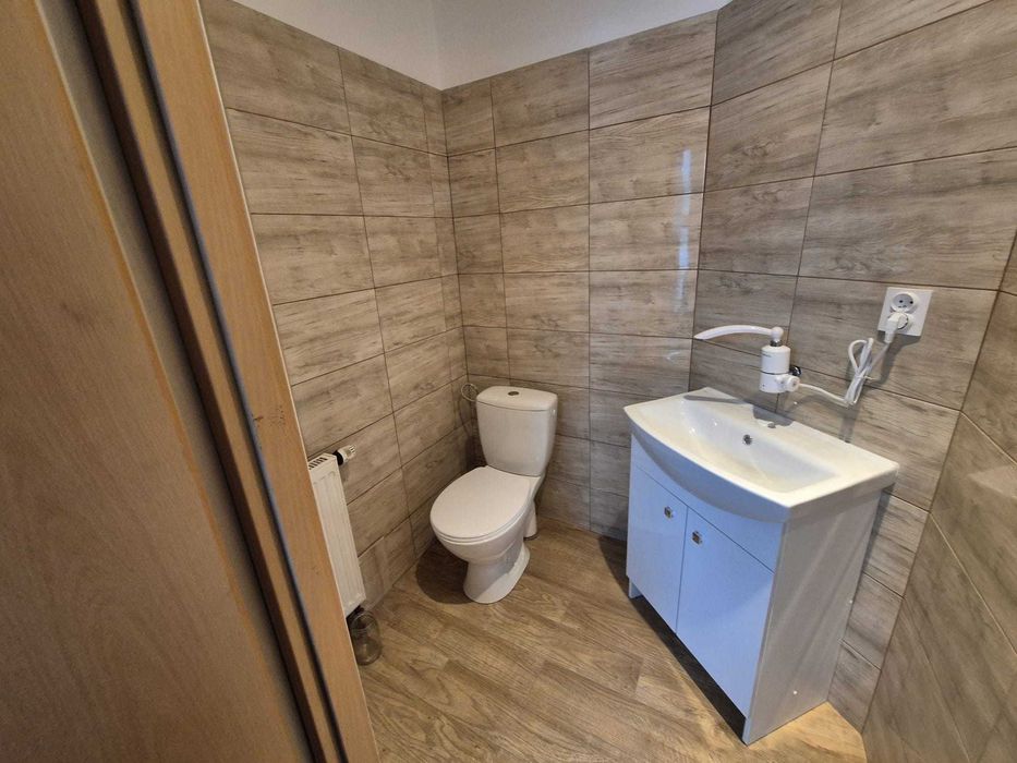 Pawilon handlowo-usługowy na działce budowlanej o pow. 1037m Gąbin