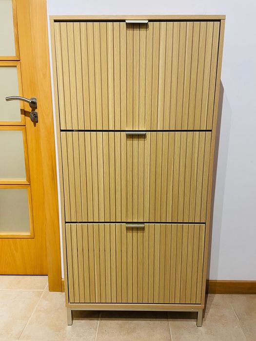 Sapateira com 3 gavetas