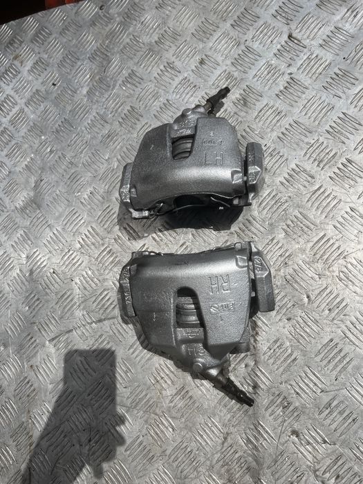 Суппорт передний Форд си мах ford c-max c max год 07