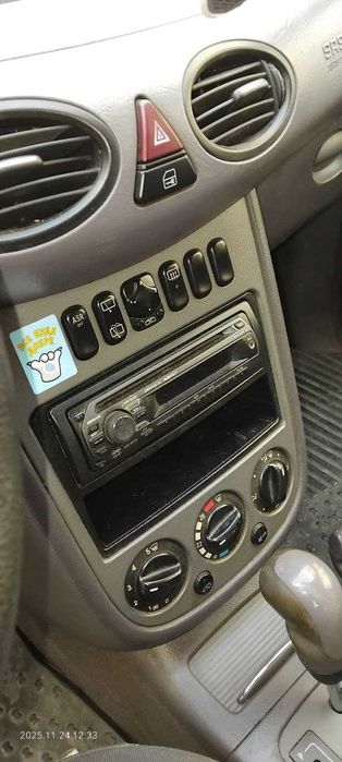 Мерседес  А160 в робочему стані 2002 рік, автомат