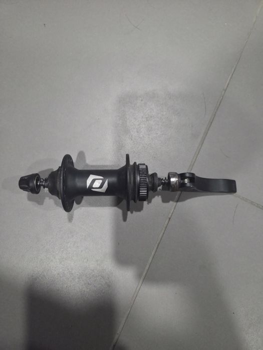 Cubo Shimano Deore aperto 9mm
