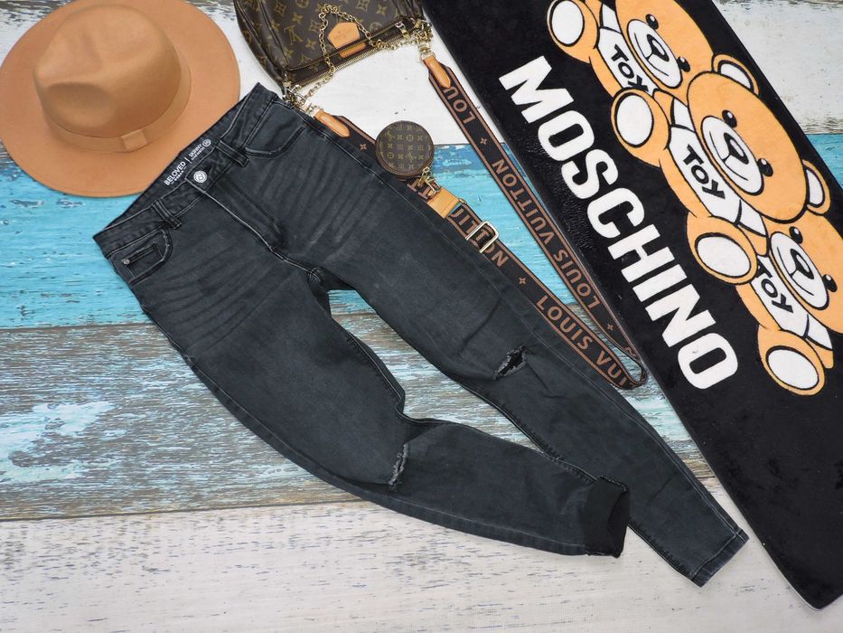 Beloved Spodnie rurki jeans mid waist M