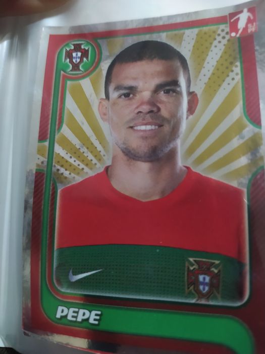 Portugal de ouro Pepe cromo recuperado panini