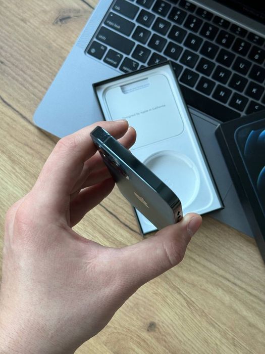 Продам свой  айфон 12 про 512