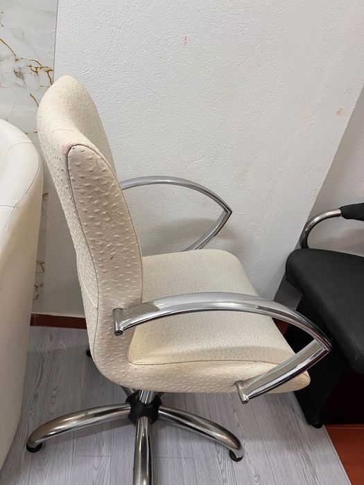 Rampa de lavagem e cadeira giratória (não hidráulica)