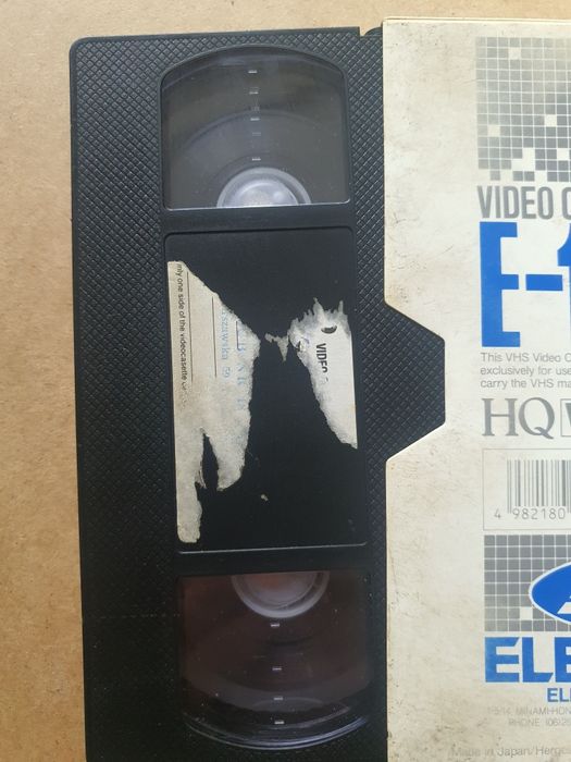 Niepokonany wojownik / Shaolin śmiertelny odwet vhs