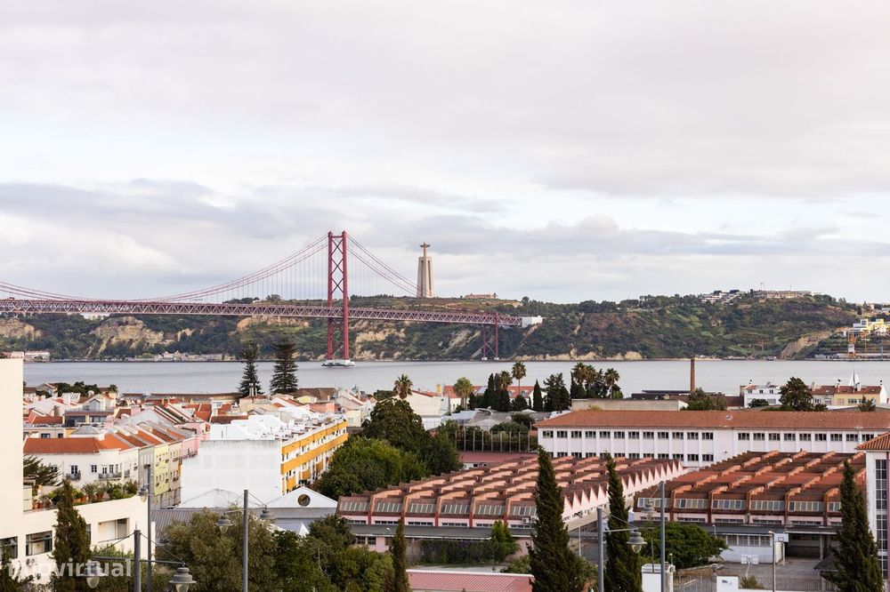 T2 para Arrendar em Zona Tranquila e Central, com Varandas e 76 m², Id