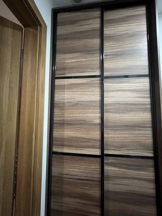 Szafa przesuwna 110cm + komoda