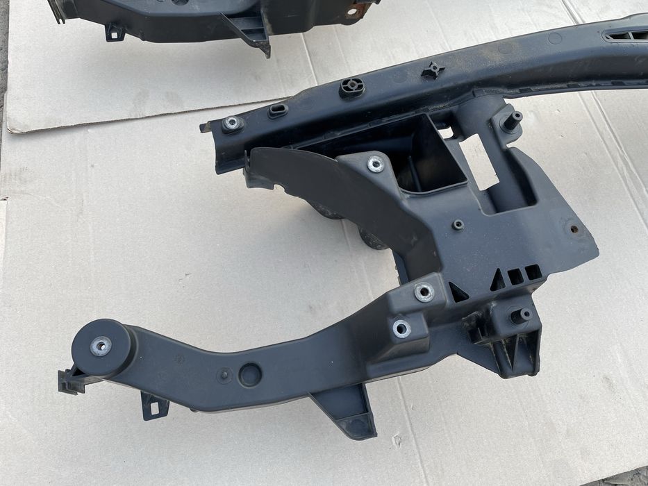 Телевизор крепления фар VITO-VIANO W 639