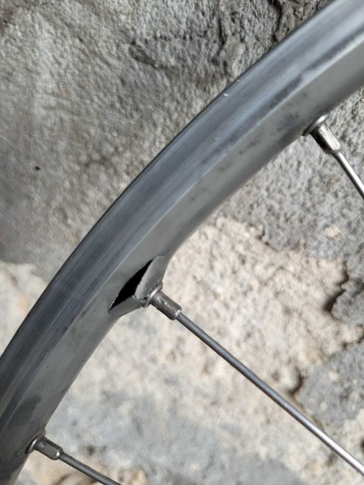 Koło szosowe tylne Mavic 622x15cc bębenek Shimano