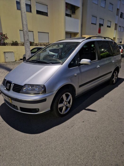 Seat Alhambra impecável