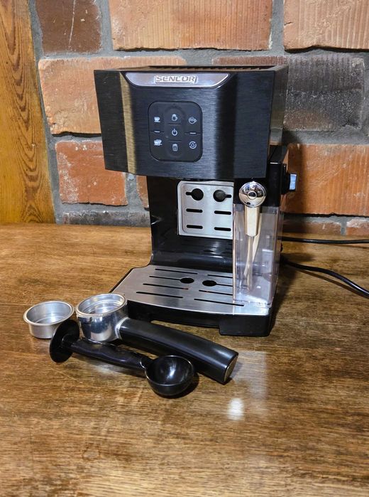 Ekspres kolbowy Sencor SES 4040BK | 20 Bar | System Mleczny | Box