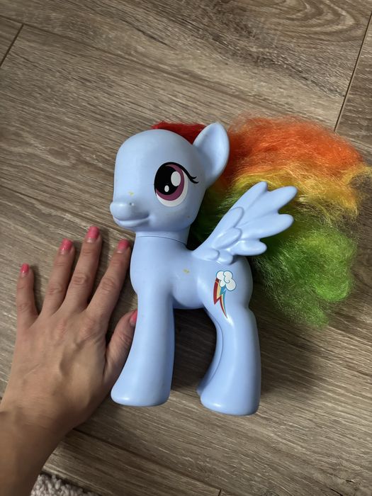 Duża figurka my little pony rainbow dash