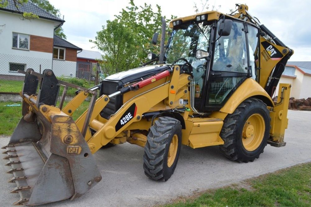 Услуги Аренда трактор экскаватор  JCB 3СХ Камаз самосвал гидромолот