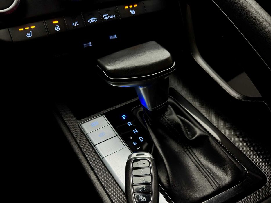 Hyundai Elantra 2021