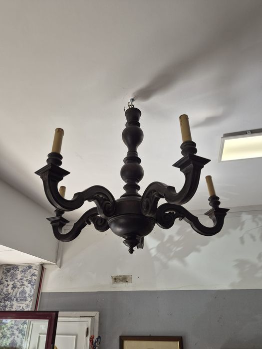 Candeeiro de Teto / Lustre Vintage em Madeira Esculpida (Estilo Clássico / Rústico)