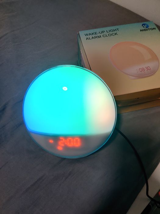 Relógio despertador candeeiro novo