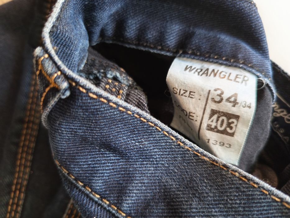 Продам джинси вранглер