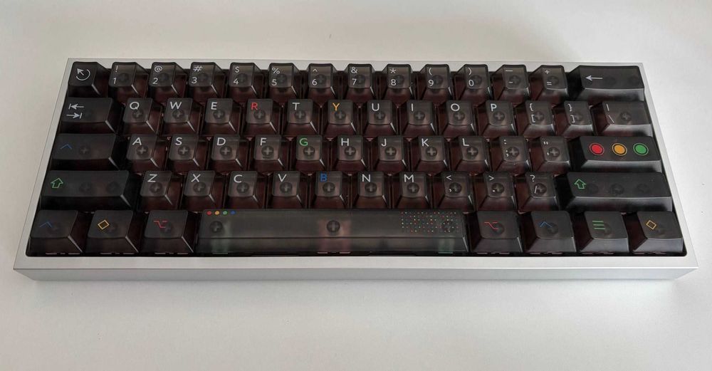 Кастом магнитная клавиатура Geonworks Venom60HE RGB