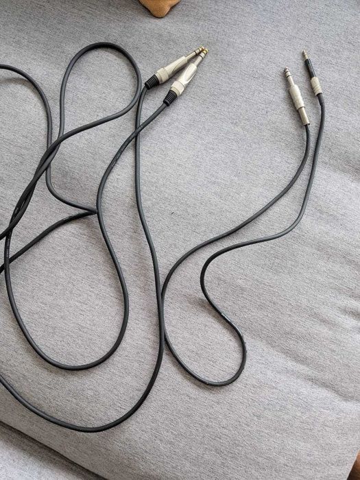 Bateria eletrônica Carlsbro Cs D130 + Cubo de Baixo/Guitarra/Bateria Fender Rumble LT25