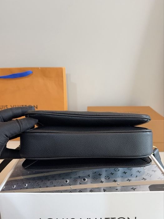 Сумка жіноча чорна Louis Vuitton Pochette Metis Black луи витон метис