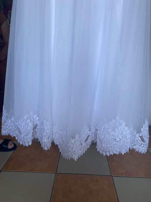 Весільна сукня Нова з салону