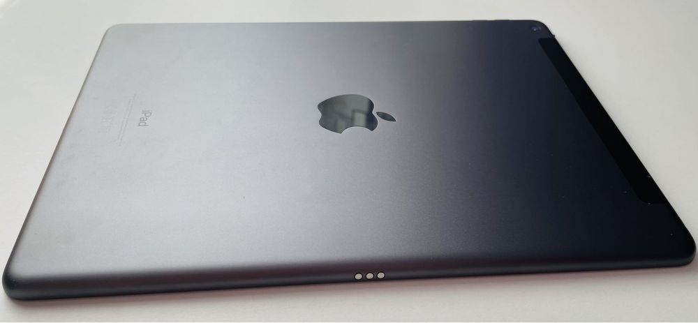 Tablet APPLE iPad 10.2" 7 gen. 32 GB Wi-Fi Gwiezdna szarość
