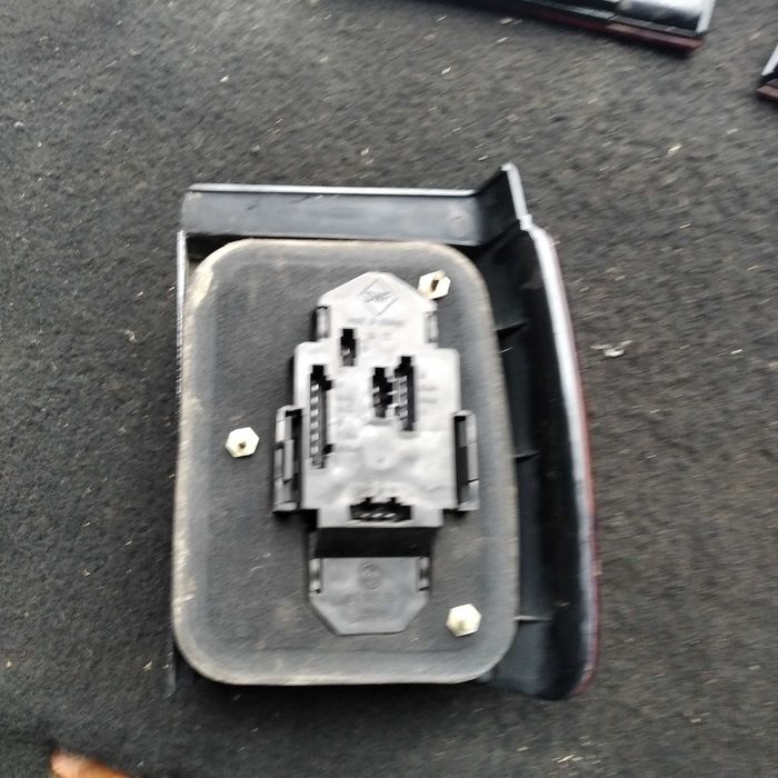 Стопи пассат б4 універсал