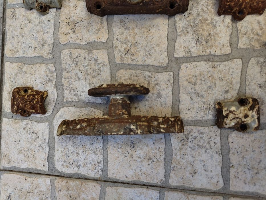 Puxadores antigos de janelas64285298179970122