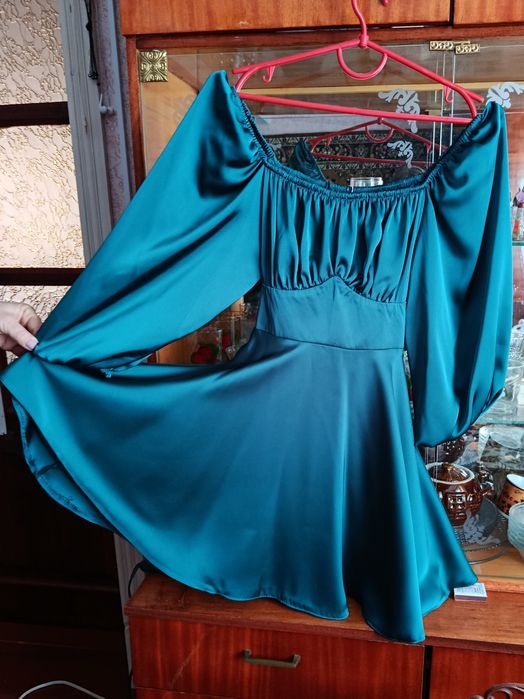 Випускна сукня б/у